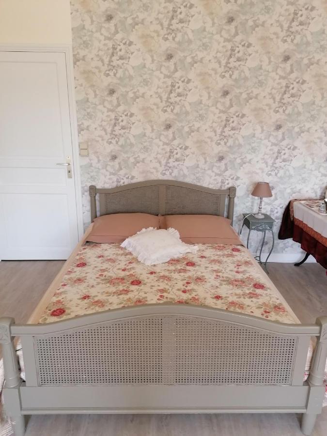 Chambre D'Hotes Esprit De Famille Landreville Exteriér fotografie