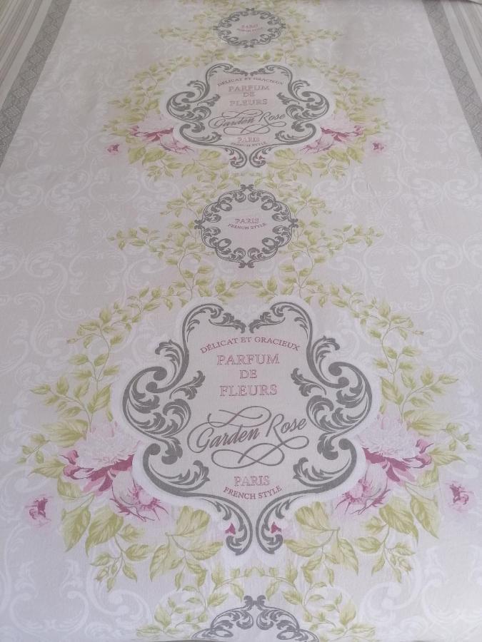 Chambre D'Hotes Esprit De Famille Landreville Exteriér fotografie